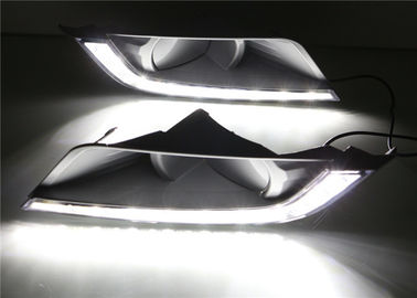 중국 안개 램프 구조 LED 주간 야간 항행등은 Ford Ranger T7 2015 자동차 부속을 적합했습니다 협력 업체
